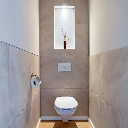 Romantic Jacuzzi In The Center Daire