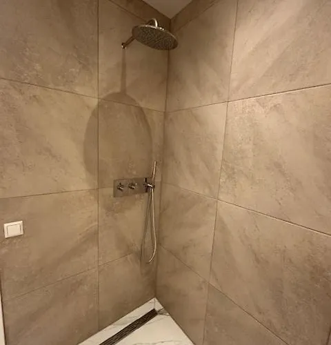 Romantic Jacuzzi In The Center