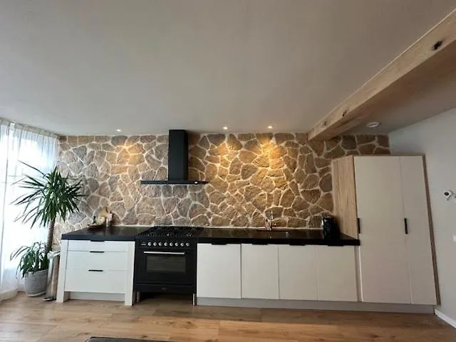 Romantic Jacuzzi In The Center Bodegraven